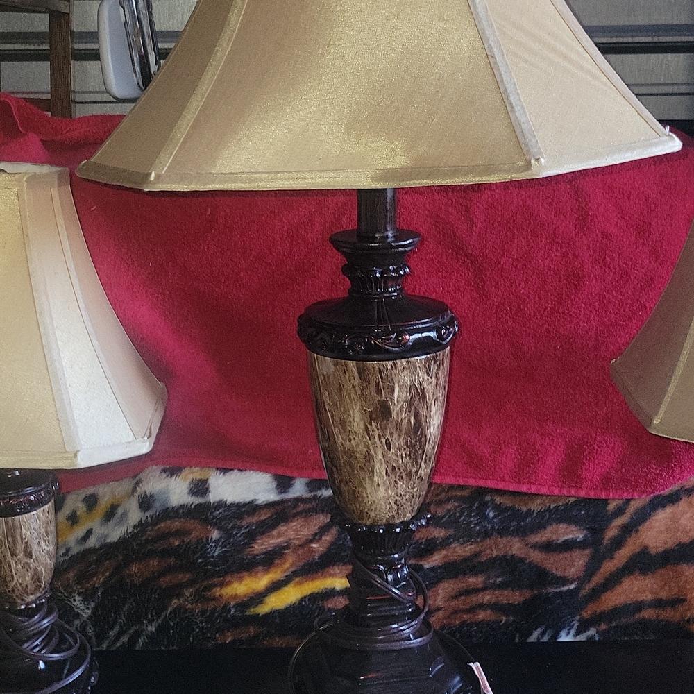 Elegant Marble Table Lamp with Cream Shade